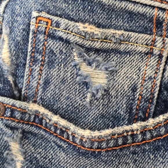 Zara Relaxed Fit Low Rise Distressed Ankle Jeans Size 6 - Picture 6 of 11